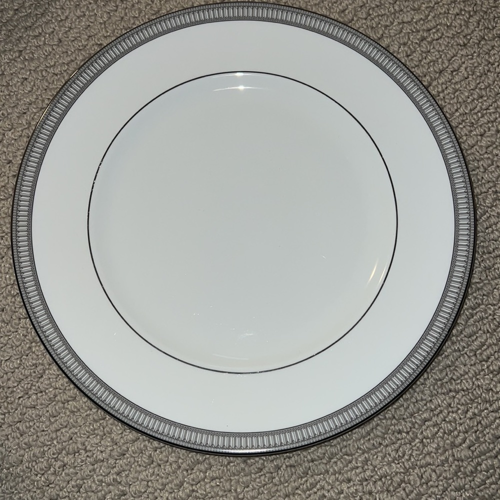 Waterford Carina platinum dinner plate